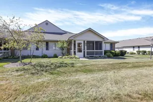 344 Virginia Ct, Pataskala, OH 43062 - Photo 2