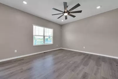 4410 Holstein Drive, Columbus, OH 43207 - Photo 16