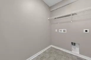 4410 Holstein Dr, Columbus, OH 43207 - Photo 30