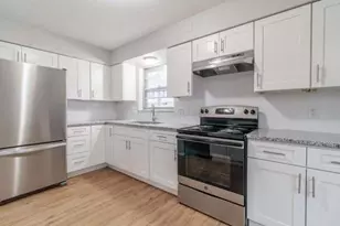 891 S Weyant Ave, Columbus, OH 43227 - Photo 2