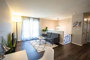 221 Lincolnshire Rd, Columbus, OH 43230 - Photo 2