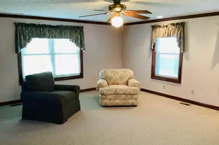 355 Cherokee Dr, Circleville, OH 43113 - Photo 16