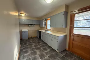 311 Tarlton Rd, Circleville, OH 43113 - Photo 10