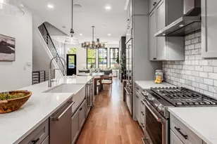 274 Cornelius St, Columbus, OH 43215 - Photo 22