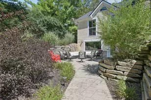 10669 Riverside Dr, Powell, OH 43065 - Photo 6