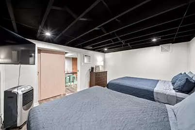 975 E 14th Avenue, Columbus, OH 43211 - Photo 24