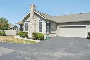 4135 Waterside Pl, Grove City, OH 43123 - Photo 2