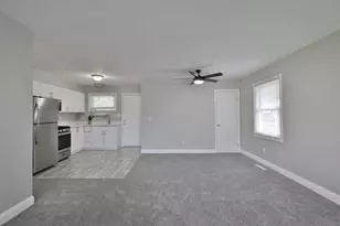 1037 Chestershire Rd, Columbus, OH 43204 - Photo 6