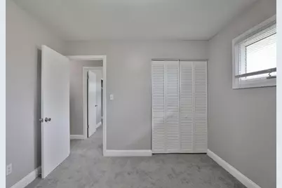 1037 Chestershire Road, Columbus, OH 43204 - Photo 16