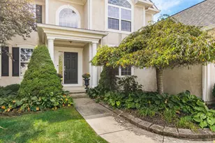 2948 Prairie Dr, Lewis Center, OH 43035 - Photo 2