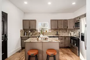 263 S 20th St, Columbus, OH 43205 - Photo 16