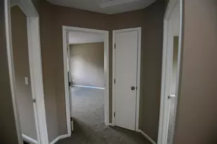 2730 Raphael Dr, Columbus, OH 43232 - Photo 10