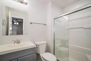 967 Robmeyer Dr, Columbus, OH 43207 - Photo 14