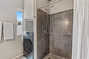 60 E Spring St, Columbus, OH 43215 - Photo 14