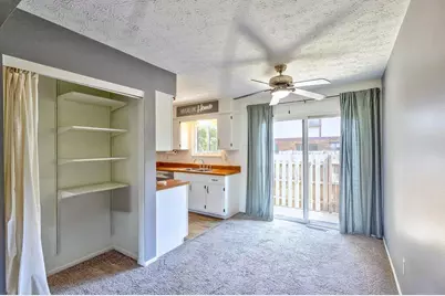 3048 Highcliff Court, Columbus, OH 43231 - Photo 1