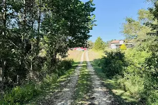 4660 E J Ross Ln, Stockport, OH 43787 - Photo 2