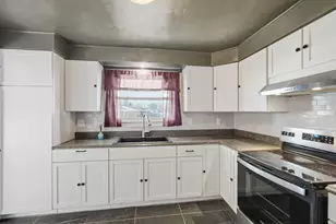 39 S Bird Rd, Springfield, OH 45505 - Photo 8