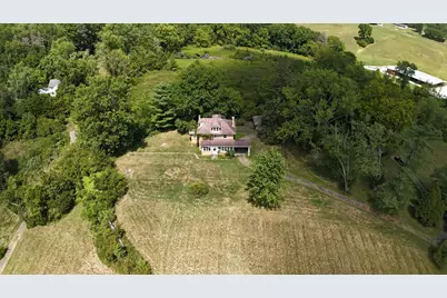 4395 West Pike, Zanesville, OH 43701 - Photo 1