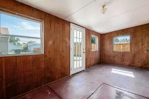 796 Demorest Rd, Columbus, OH 43204 - Photo 18