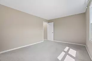 640 W Maple St, Granville, OH 43023 - Photo 24