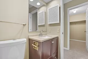 640 W Maple St, Granville, OH 43023 - Photo 28