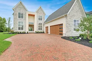 1604 Pinnacle Club Dr, Grove City, OH 43123 - Photo 2