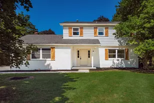856 Cummington Rd, Columbus, OH 43213 - Photo 2