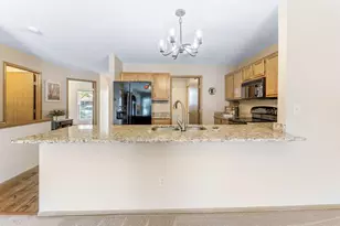 415 Retreat Ln, Marysville, OH 43040 - Photo 8