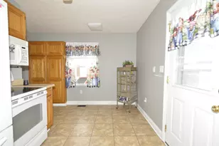 1716 N Sweetbriar Ln, Springfield, OH 45505 - Photo 12