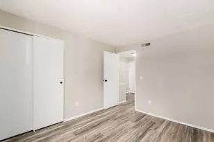 353 Shell Ct E, Columbus, OH 43213 - Photo 12