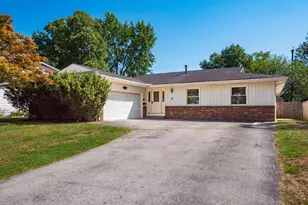 3454 Independence St, Grove City, OH 43123 - Photo 2