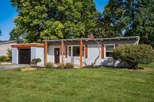 2458 Edgevale Rd, Columbus, OH 43221 - Photo 4