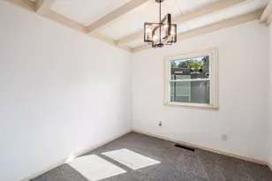 2458 Edgevale Rd, Columbus, OH 43221 - Photo 22