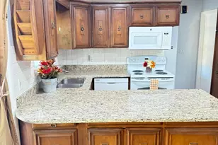 2913 Gerbert Rd, Columbus, OH 43224 - Photo 4