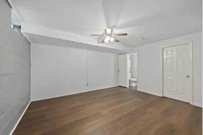 1046 Merrimar Circle N #B, Columbus, OH 43220 - Photo 16