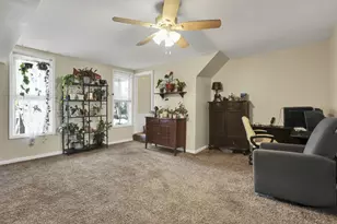 18 W Center St, London, OH 43140 - Photo 16