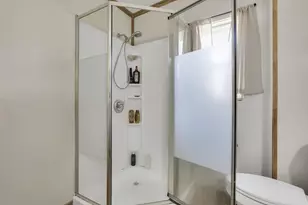 18 W Center St, London, OH 43140 - Photo 28