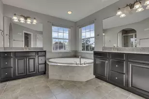 10500 Wallingsford Cir, Centerville, OH 45458 - Photo 26