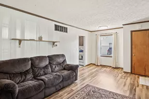 4484 Grimsby Rd, Columbus, OH 43227 - Photo 34