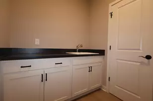 4547 Corsican Loop E, Hilliard, OH 43026 - Photo 8