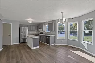 6037 Carmell Dr, Columbus, OH 43228 - Photo 12