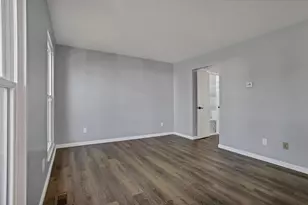 6037 Carmell Dr, Columbus, OH 43228 - Photo 4