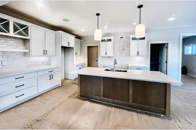 1068 Ivy Wood Drive, Sunbury, OH 43074 - Photo 2