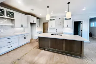 1068 Ivy Wood Dr, Sunbury, OH 43074 - Photo 2