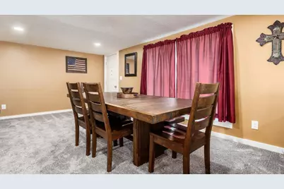 2378 W High Street NE, Newark, OH 43055 - Photo 6