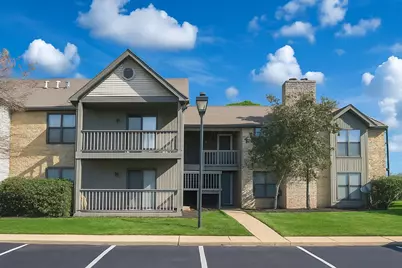 2744 Greystone Drive #E, Columbus, OH 43220 - Photo 1