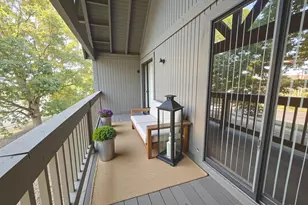 2744 Greystone Dr, Columbus, OH 43220 - Photo 4