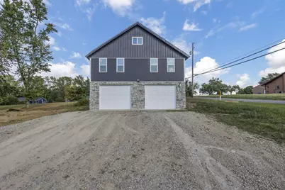 13060 Oak Road NE, Thornville, OH 43076 - Photo 2