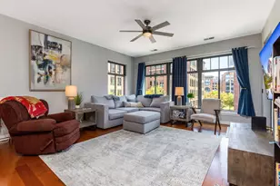 251 Daniel Burnham Square, Columbus, OH 43215 - Photo 14