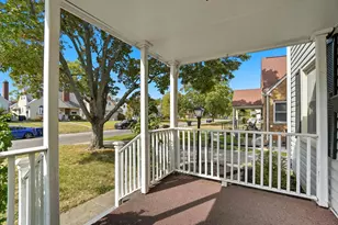 898 Chestershire Rd, Columbus, OH 43204 - Photo 10